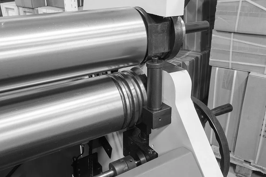 Станок вальцовочный гидравлический Stalex HSR-1300x6.5