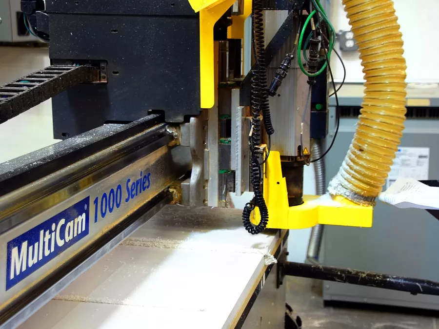 Фрезерно-гравировальные станки MultiCam Серии 1000